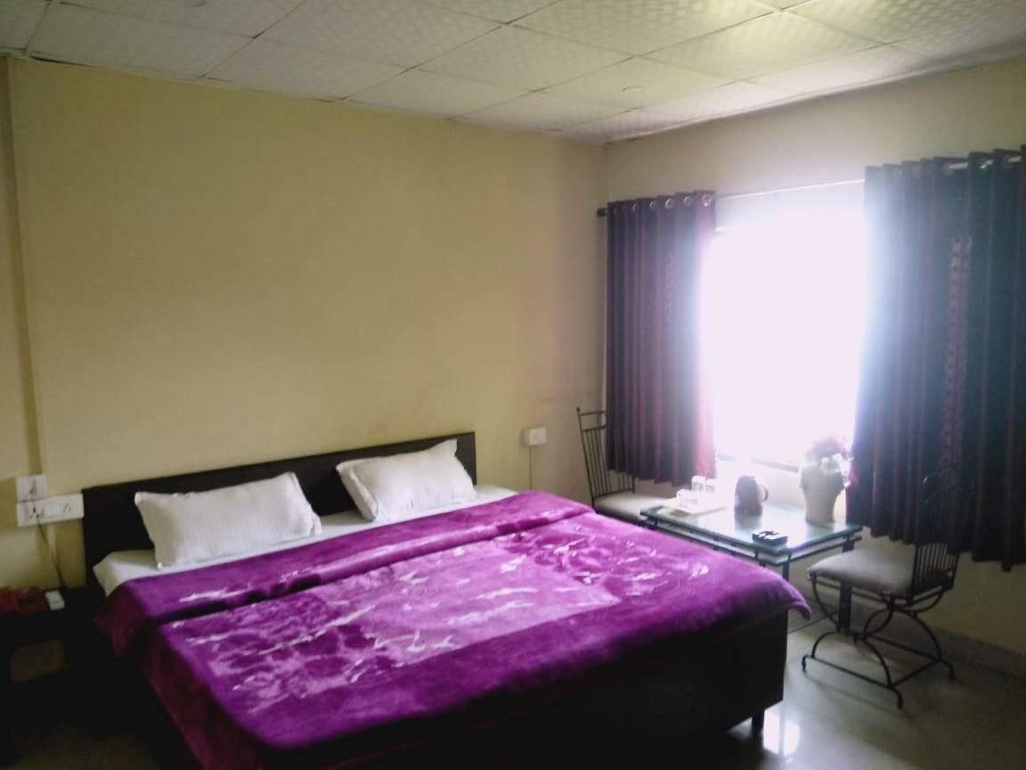 موسوري Hotel Gulmarg المظهر الخارجي الصورة