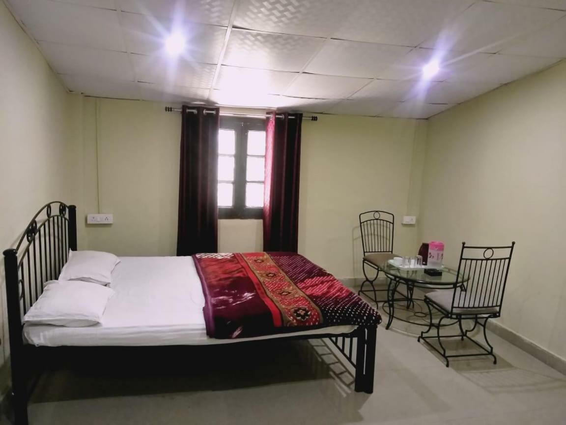 موسوري Hotel Gulmarg المظهر الخارجي الصورة